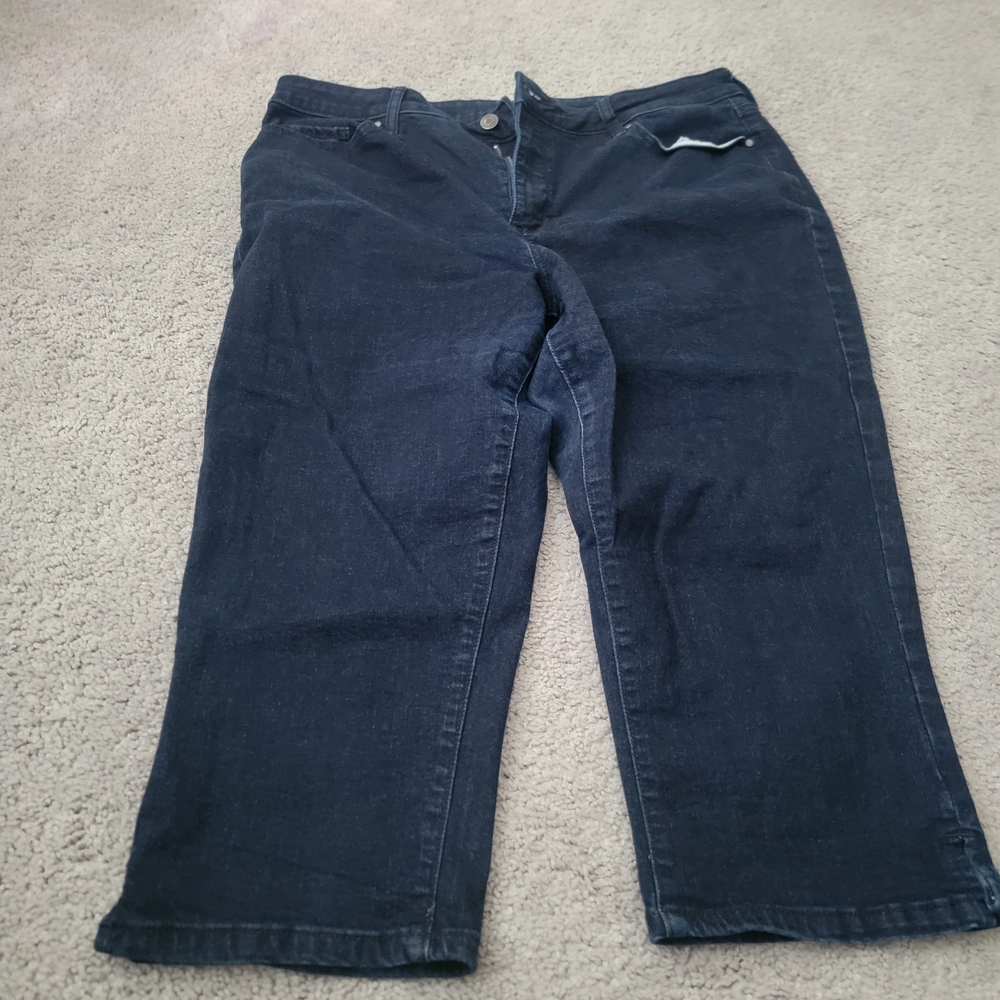 Dark Blue Denim Capri Jeans